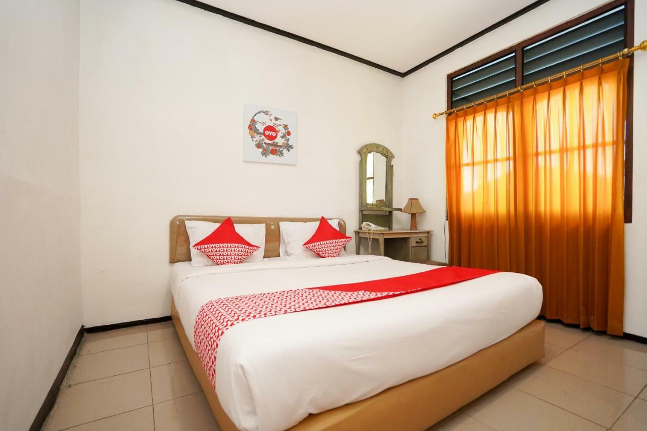 Oyo 969 Penginapan Darma I Surabaia Exterior foto
